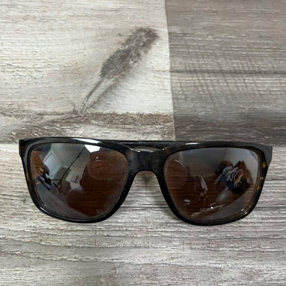 Dockers Tinted Sunglasses Unisex Golden Brown - Picture 3 of 5